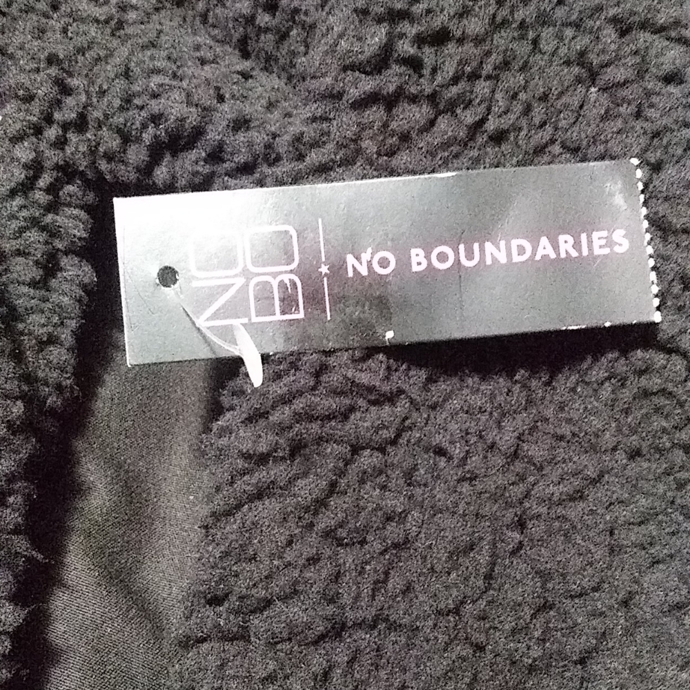 🚫DONATED🚫Sherpa sweater - Picture 4 of 6